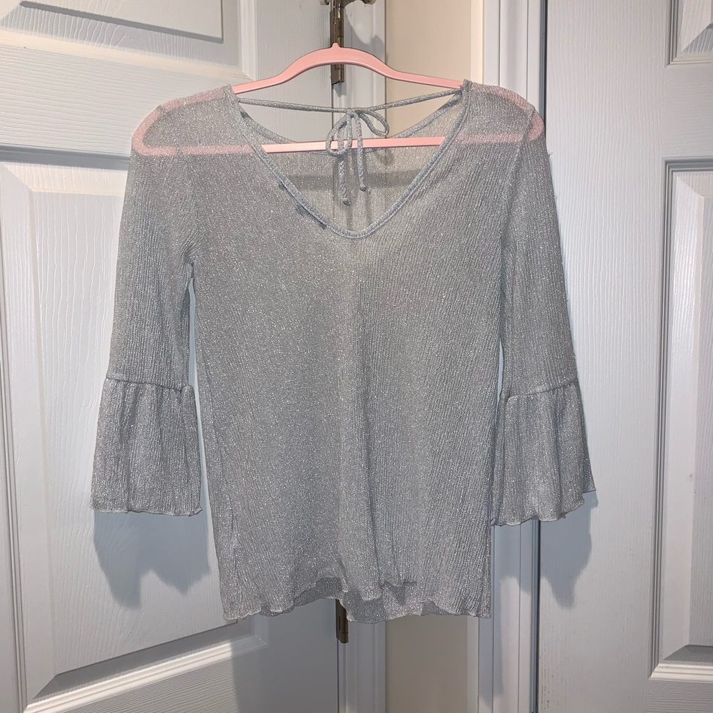 Sparkly cute top! Small